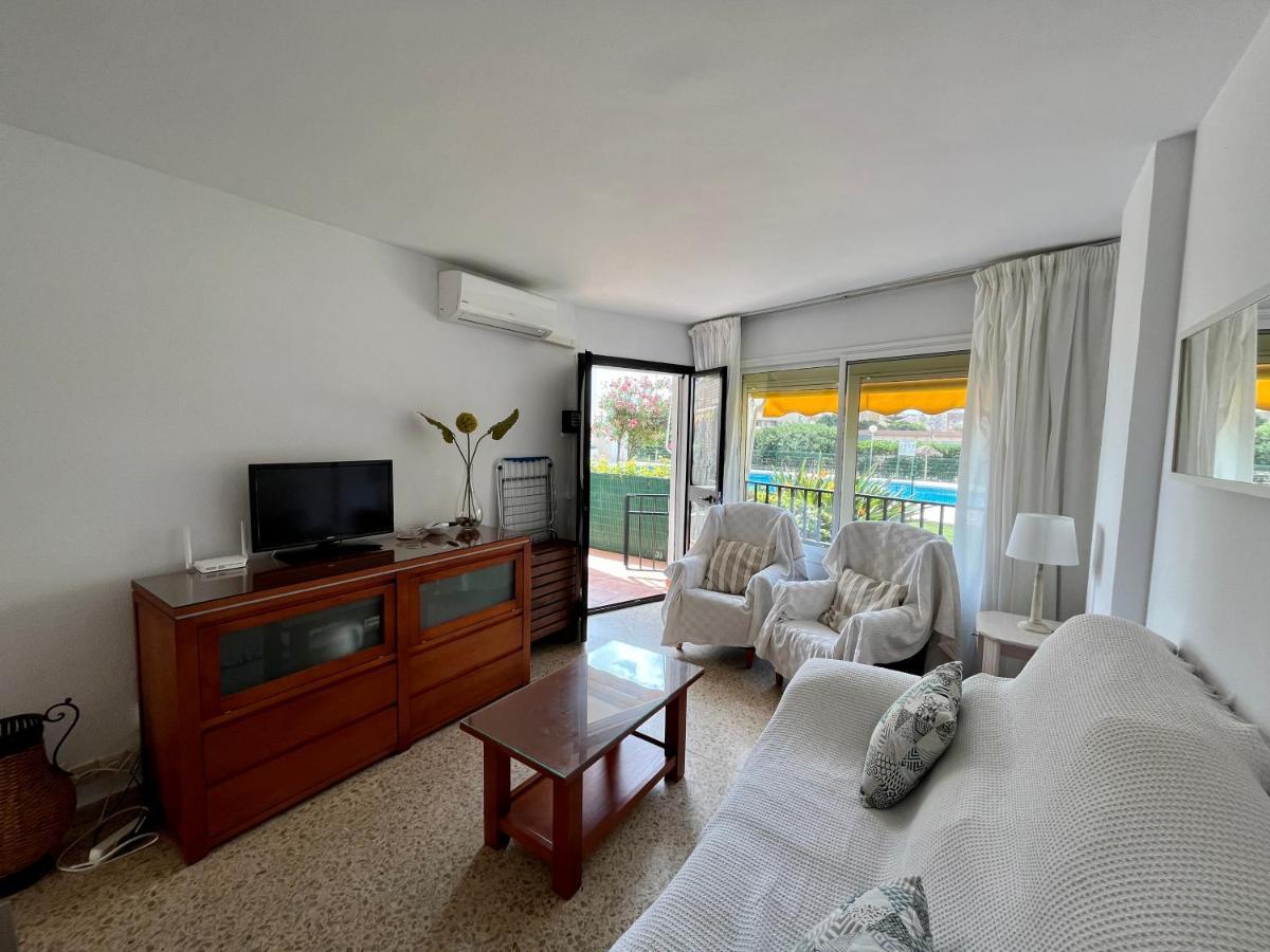 Terrace By The Sea By Gms Apartamentos Фуэнхирола Экстерьер фото
